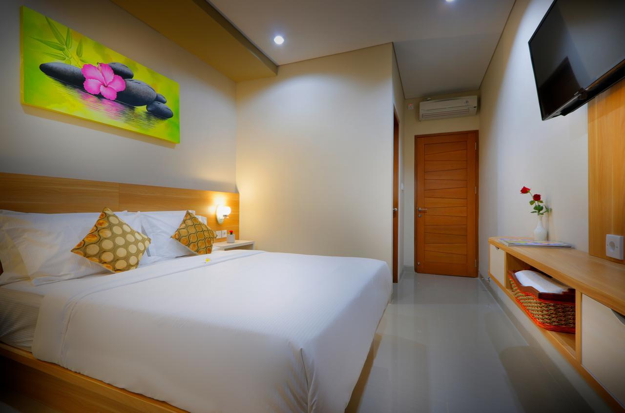 Iconic Bali Living Bed and Breakfast Denpasar Exteriör bild